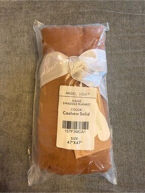 Angel Dear Cashew Solid Muslin Swaddle